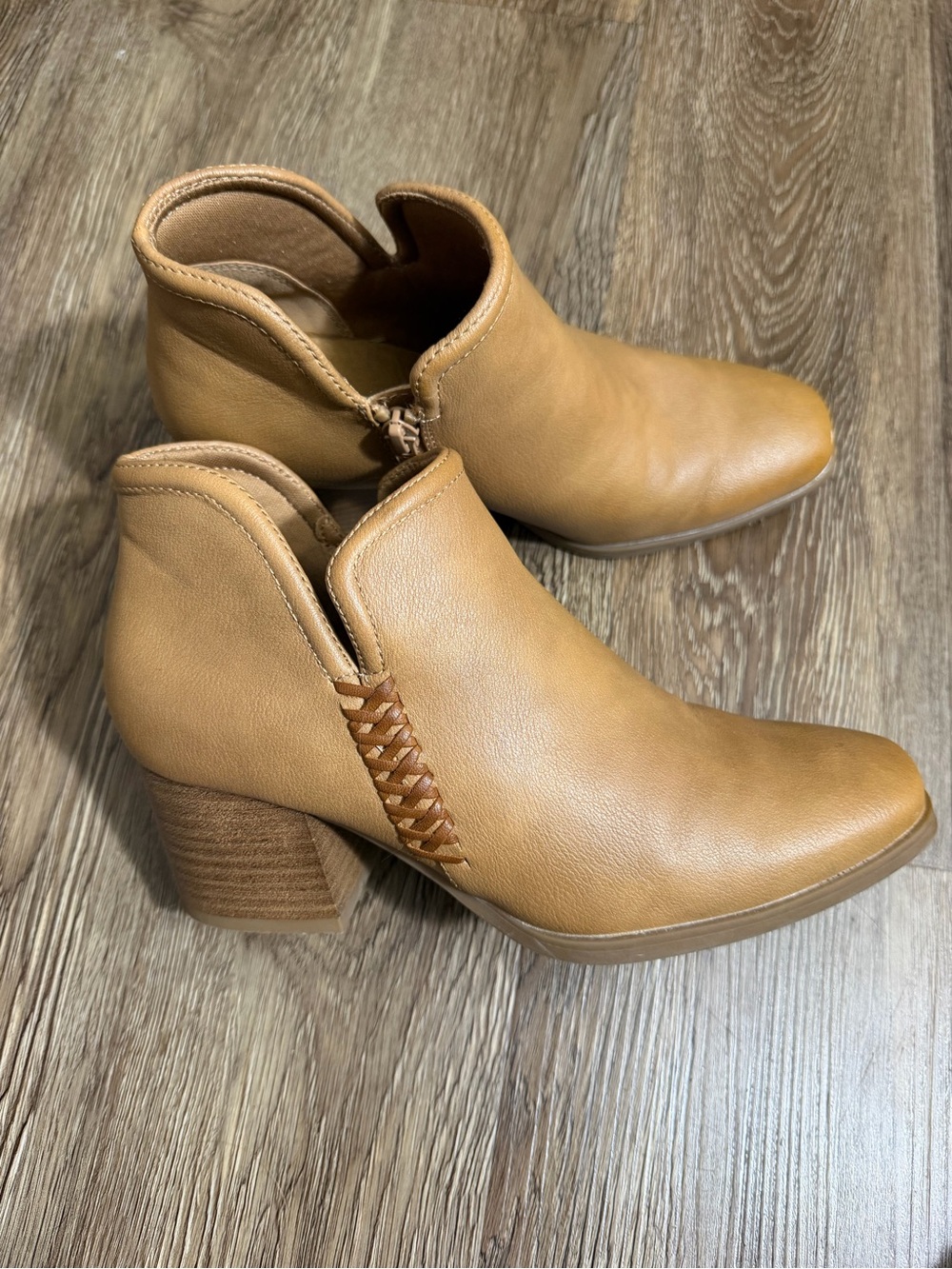 Baretrap Tristen Ankle Bootie In Salted Caramel